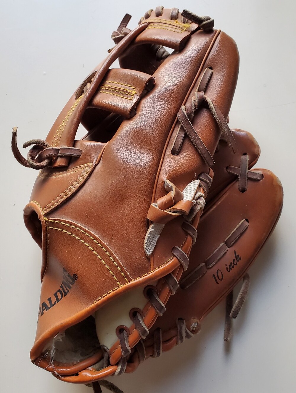 Kid's Brown Leather Baseball Glove - Classic Fielding Mitt